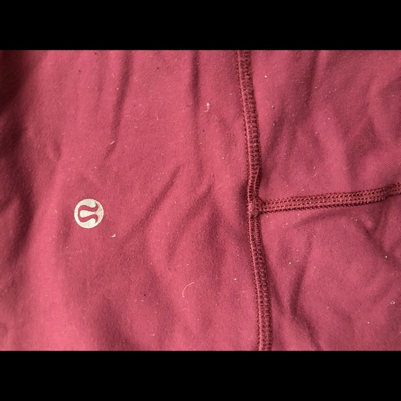 Lululemon Wunder Under leggings. Size 6. Maroon - Picture 3 of 4